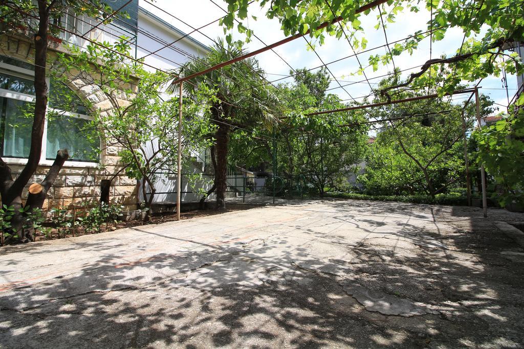 Apartments Lavanda Primosten Exterior photo