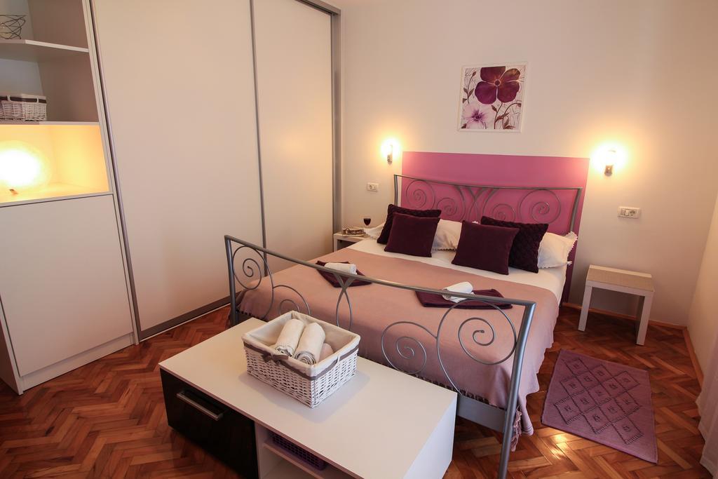 Apartments Lavanda Primosten Exterior photo